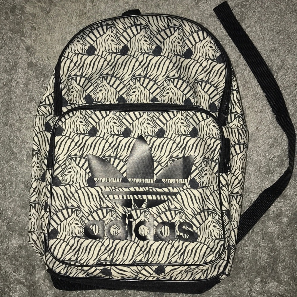 Medium size backpack